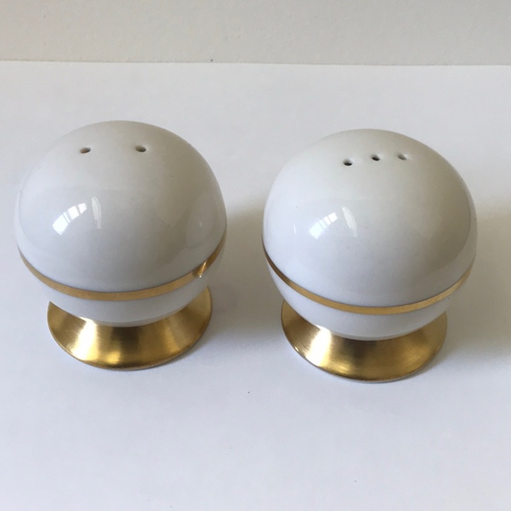 Flintridge Huntington mid century modern salt and pepper shakers ivory and gold